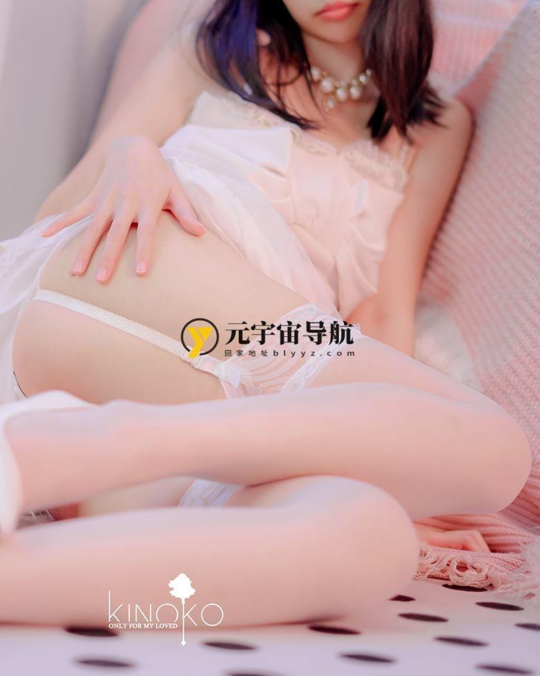 推特福利姬铃木美咲 黑丝-白丝视频+写真 2V/7.32G