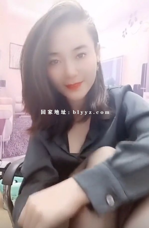 人气网红气质女王【梅姐】电报群土豪高端定制私拍福利视频资源 28V/2.33G